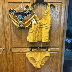Time and Tru Yellow and Floral Swim Set